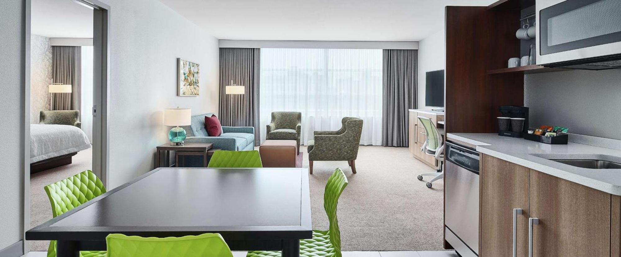 Home2 Suites By Hilton Chicago Mccormick Place Екстер'єр фото